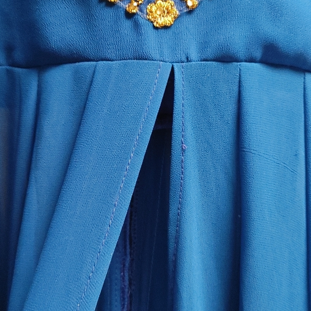 VTG Dramatic Chiffon with Gold Lamé Open Front Dress Size 2-6 - Picture 10 of 13
